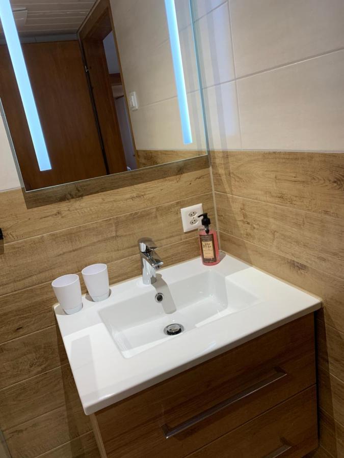 Fluehblueemli Apartment กรินเดลวัลด์ ภายนอก รูปภาพ